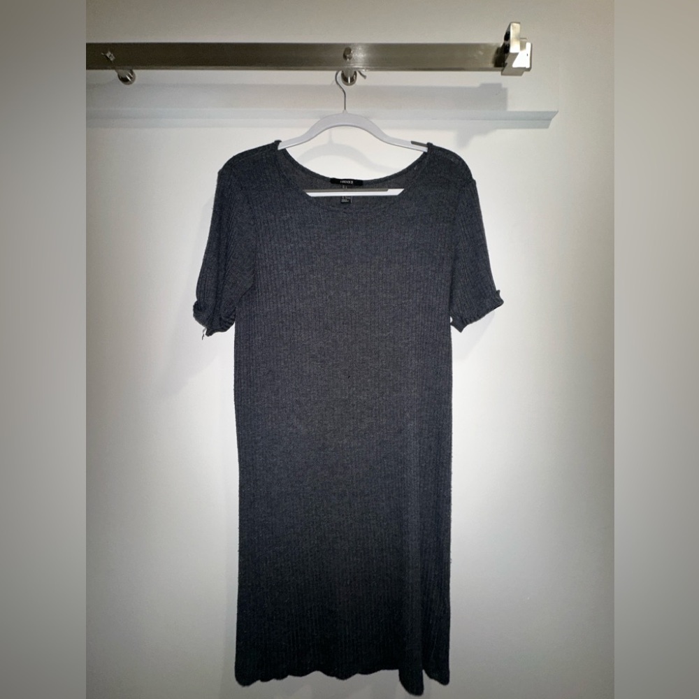 Forever 21 Gray Short Sleeve Sweater Dress size Large